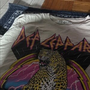 Def Leppard Graphic Tee - White
